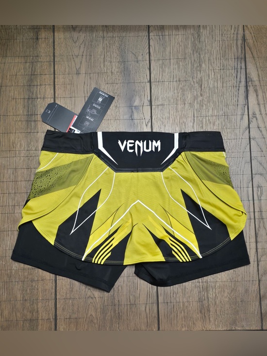 UFC Pants - UFC Women's Venom Yellow and Black Athletic Training Skort NWT Large